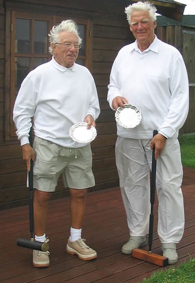 The winning team of Ron George (right) and Russell Moore (left