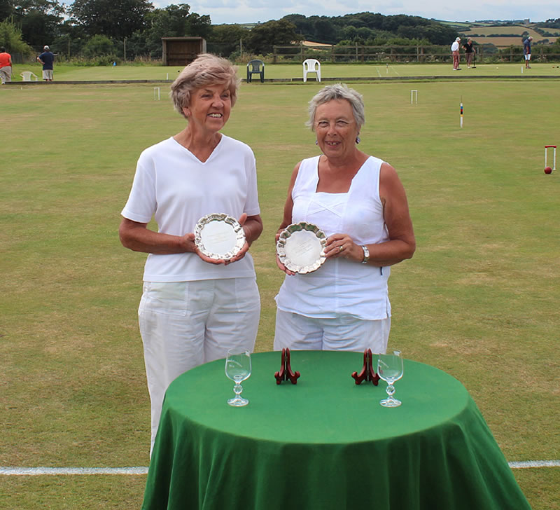 The Winners - Jenny Burrows & Dorianne Forsdick