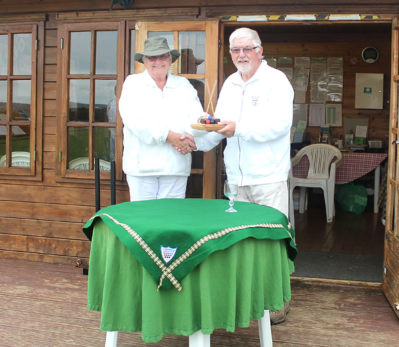Joyce Wilson (Winner) being presented with the Trophy by Des Honey (Chairman)