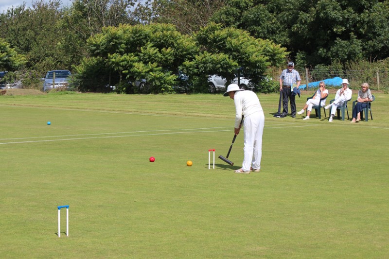 Margaret Read does her 2nd consecutive double peel on way to winning the tournament